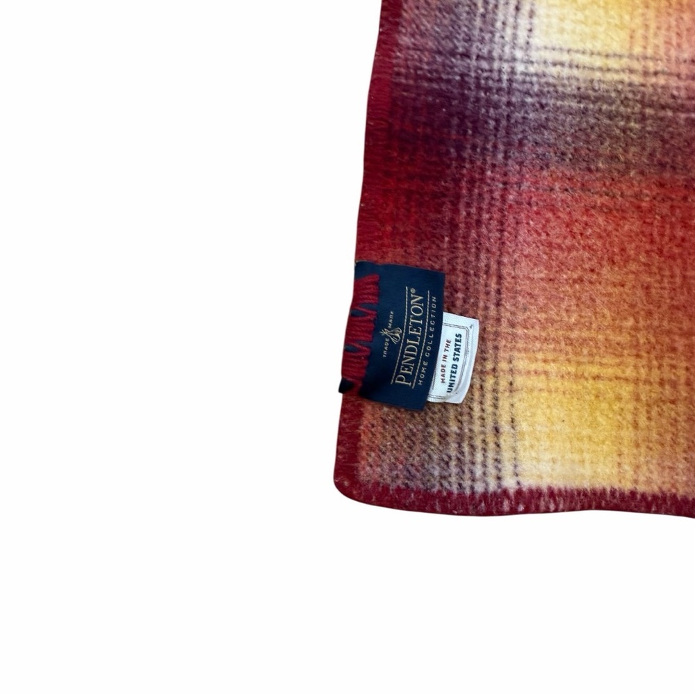 Pendleton Eco-Wise Washable Virgin Wool Throw Blanket Maroon Gold Plaid Ombré - Picture 2 of 8
